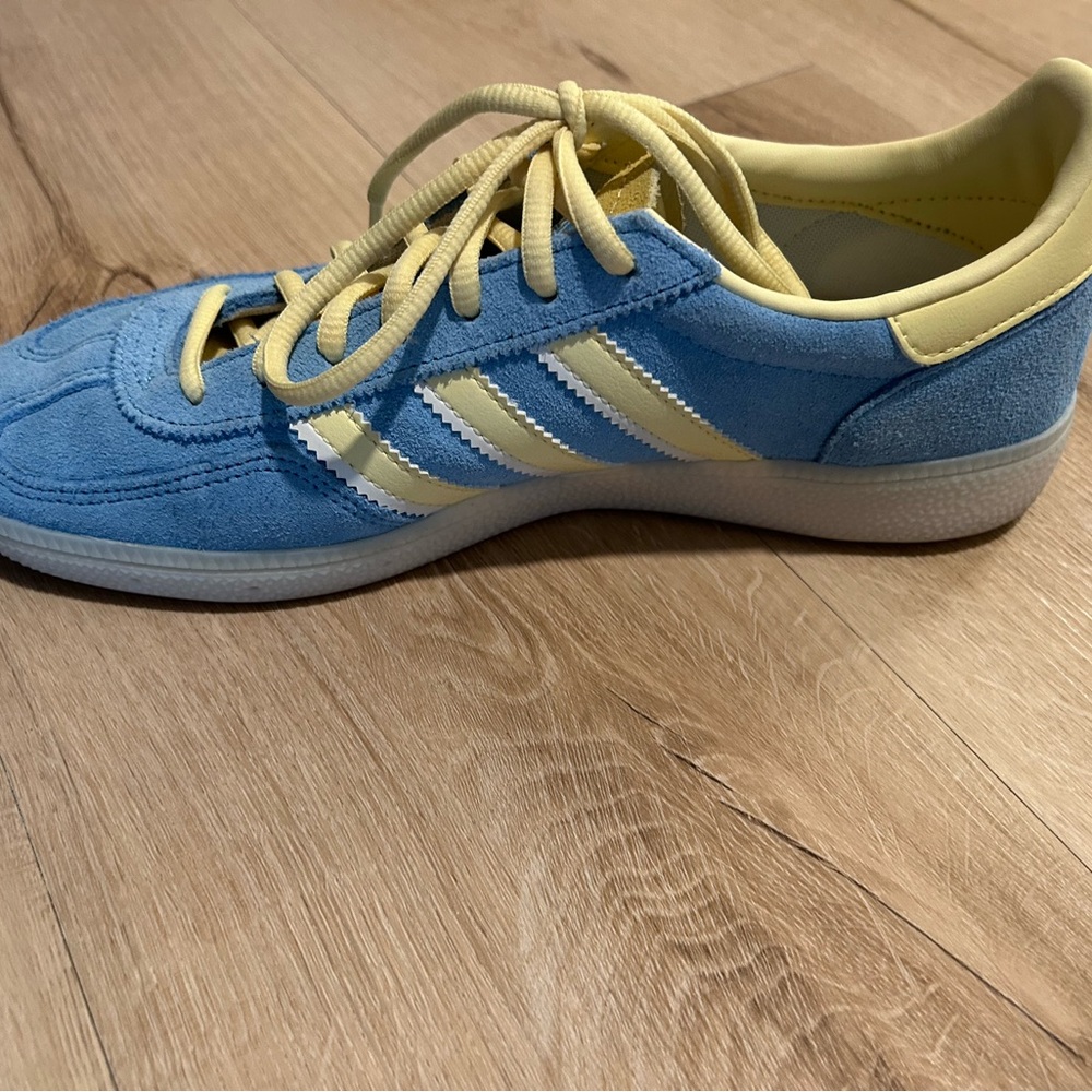 Adidas Handball Spezial Light Blue/Yellow with Yellow Laces Men’s 7.5/Womens 8.5 - Picture 8 of 14